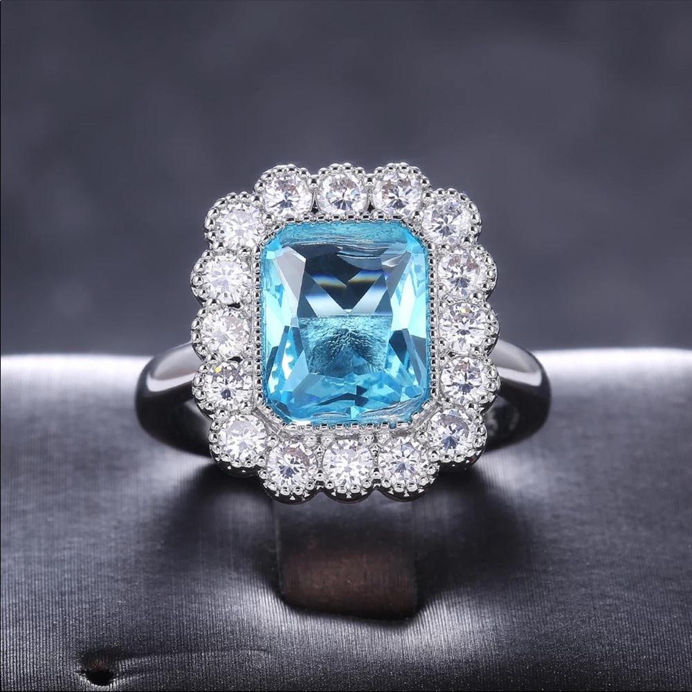 *NEW*925 Sterling Silver Diamond Aquamarine Ring - Picture 2 of 5